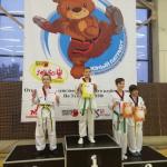 2-3 октября в г. Москва прошел 6-ой открытый турнир спортивного клуба «Патриот» по тхэквондо ВТФ среди юниоров и юниорок 15-17 лет, юношей и девушек 12-14 лет, младших юношей и девушек 11 лет «Юный патриот». В нем приняли участие занимающиеся нашей спортивной школы. По итогам соревнований Селезнева Светлана – 1 место, Чернова Полина – 2 место, Василевич Владислав - 2 место, Внуков Денис – 3 место (тренер Селезнева О.В.). Поздравляем спортсменов и тренера!